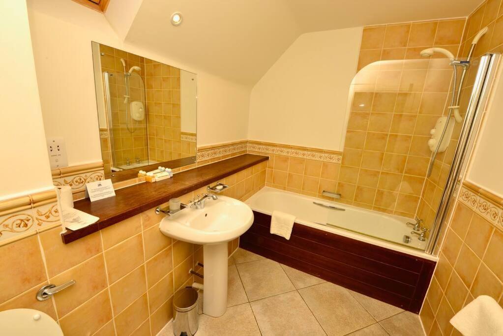 Ryder Cup Lodge Duchally - Free Access To Leisure Club Swimming Pool Hot Tub Steam Room - Starlink Satellite Internet - Sky Glass Now Dog Friendly For 2025 Auchterarder Dış mekan fotoğraf
